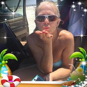 Meet your Posher, Wendy